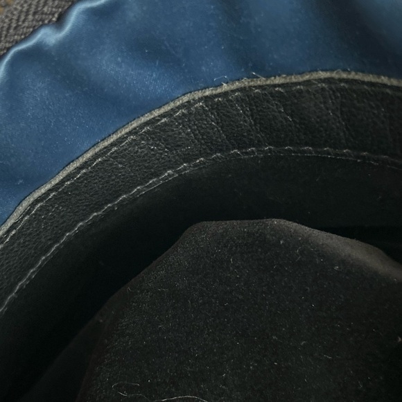 Genuine leather / fur trim crossbody - Picture 8 of 11